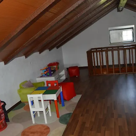 Casinha Da Avo Maria Holiday home Alcobaca